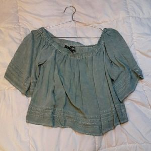 young fabulous S ~ flowy crop top